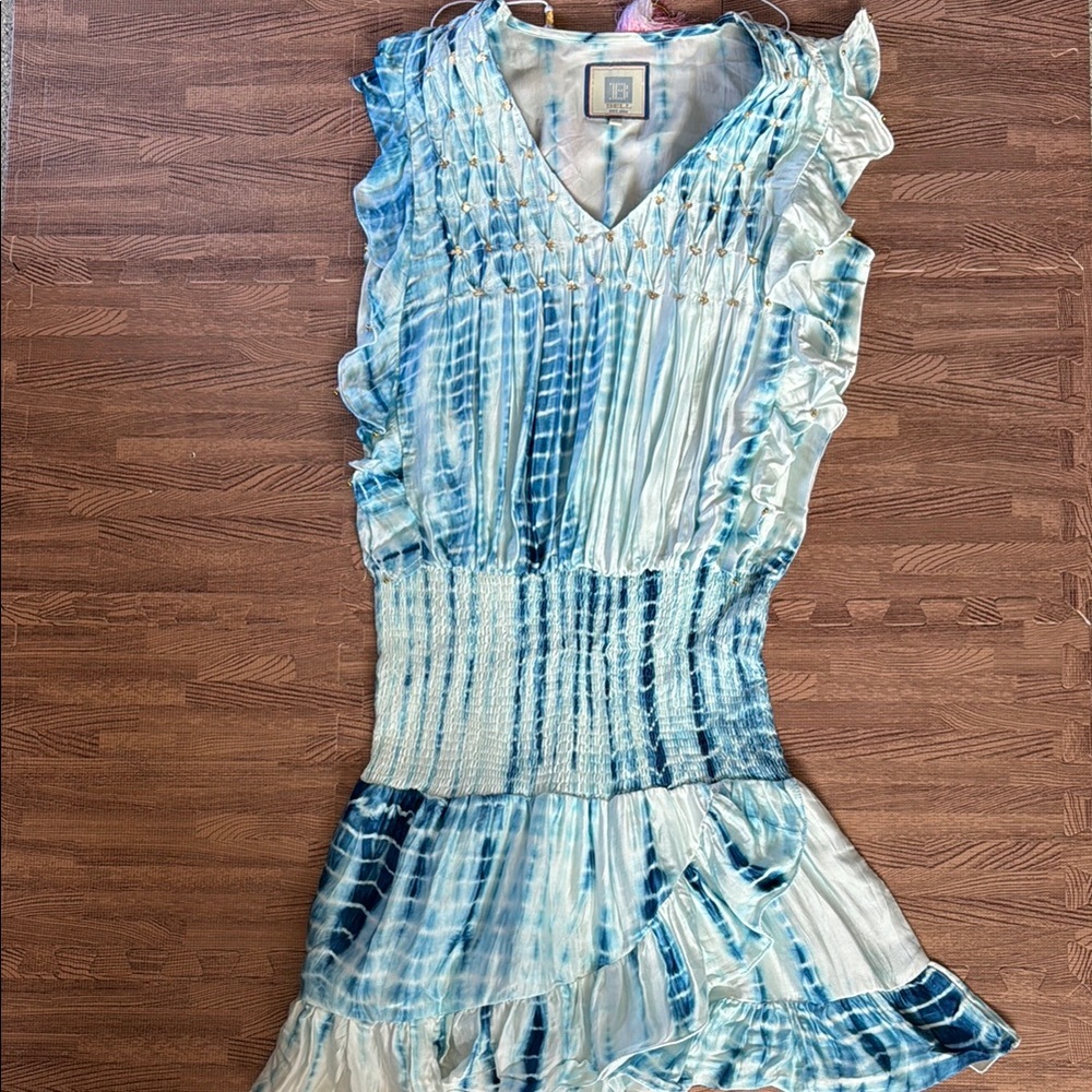 ALICIA BELL LIGHT BLUE FLOWY DRESS SIZE SMALL